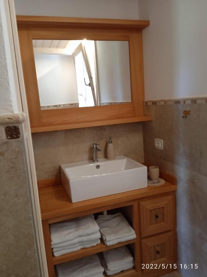Locazione Turista Cocode Bed and Breakfast Miane Buitenkant foto